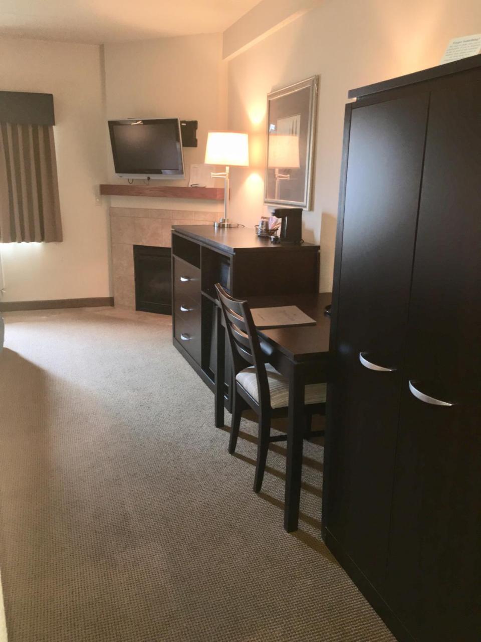 Americinn By Wyndham Monmouth Eksteriør bilde